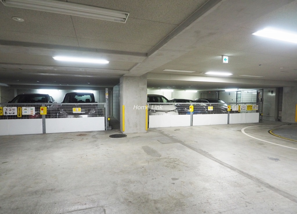 ライオンズ板橋氷川町レジデンス　駐車場